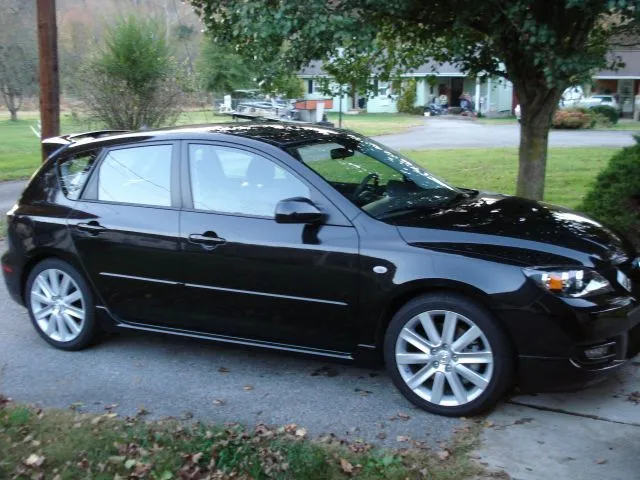 mazda pics 009.jpg