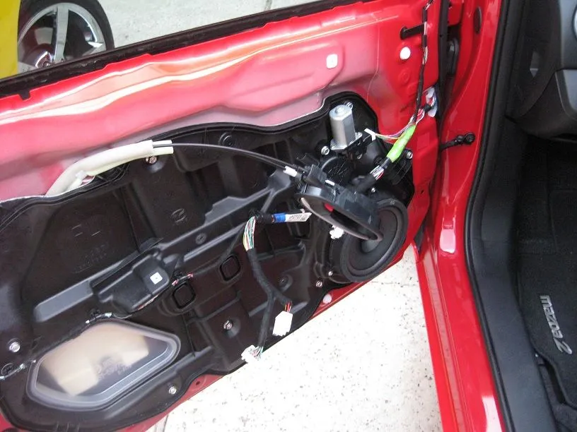 mazda2 005.JPG