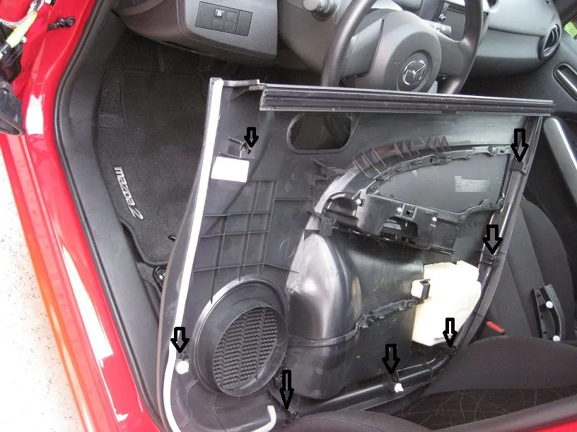 mazda2 007.JPG