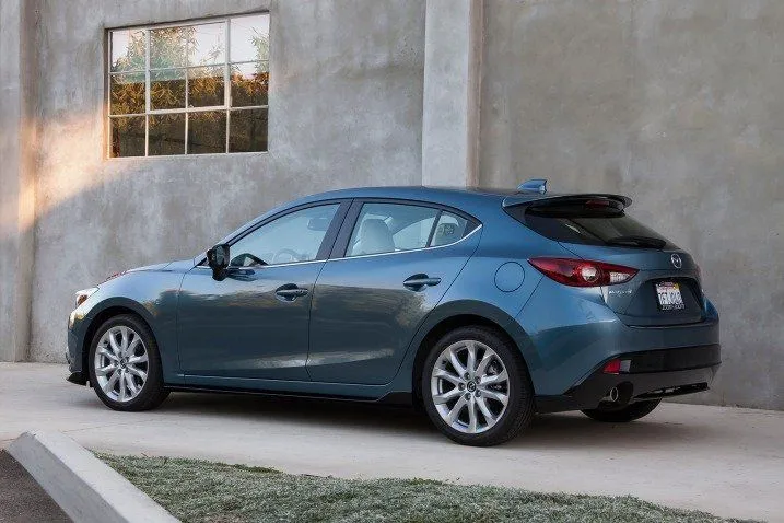 mazda3.jpg