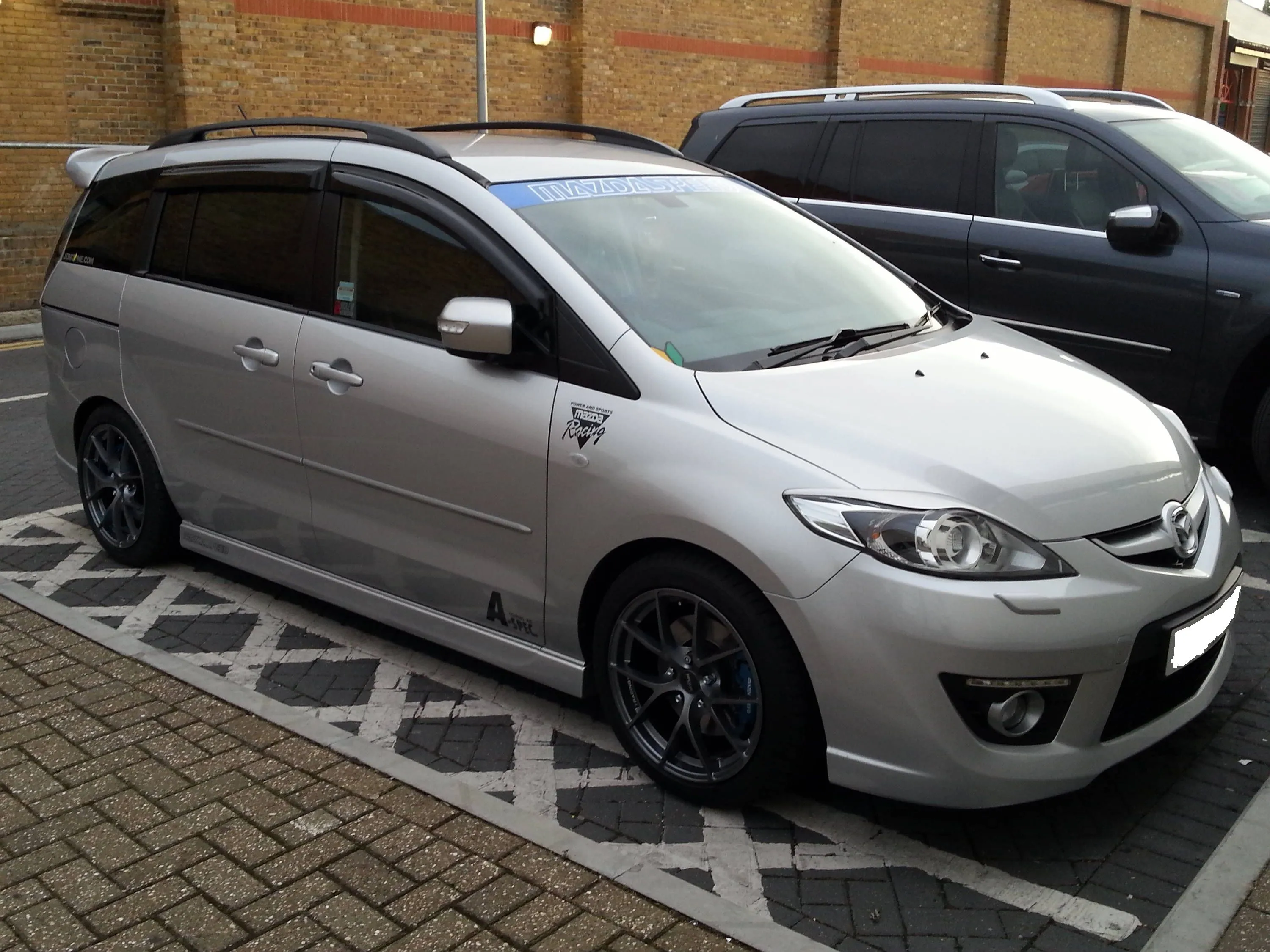 mazda5.1.jpg