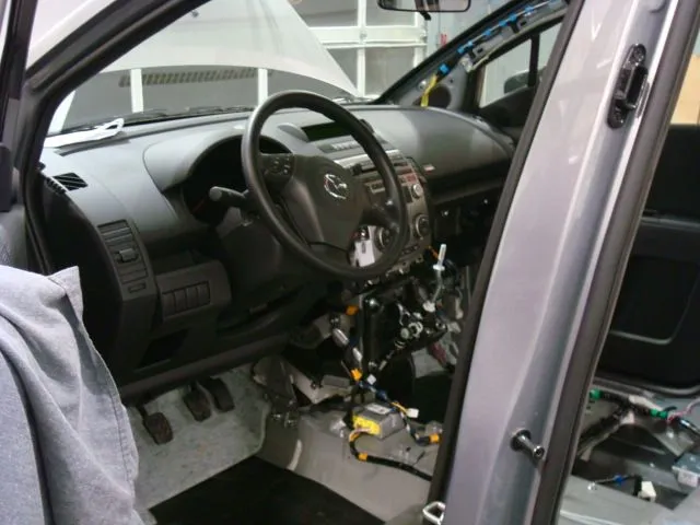 mazda5 pic 4.jpg