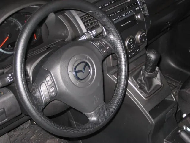 mazda5_mazdaspeed_shift_knob_00.jpg