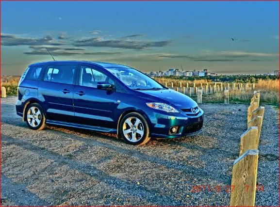 MAZDA5HDR.JPG