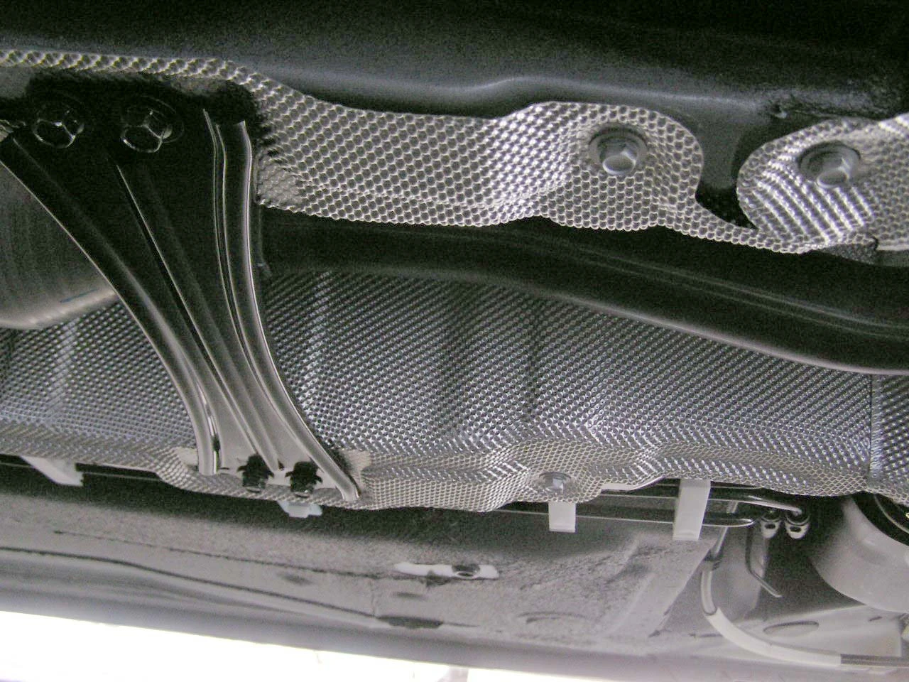 Mazda_3_underside 004.jpg