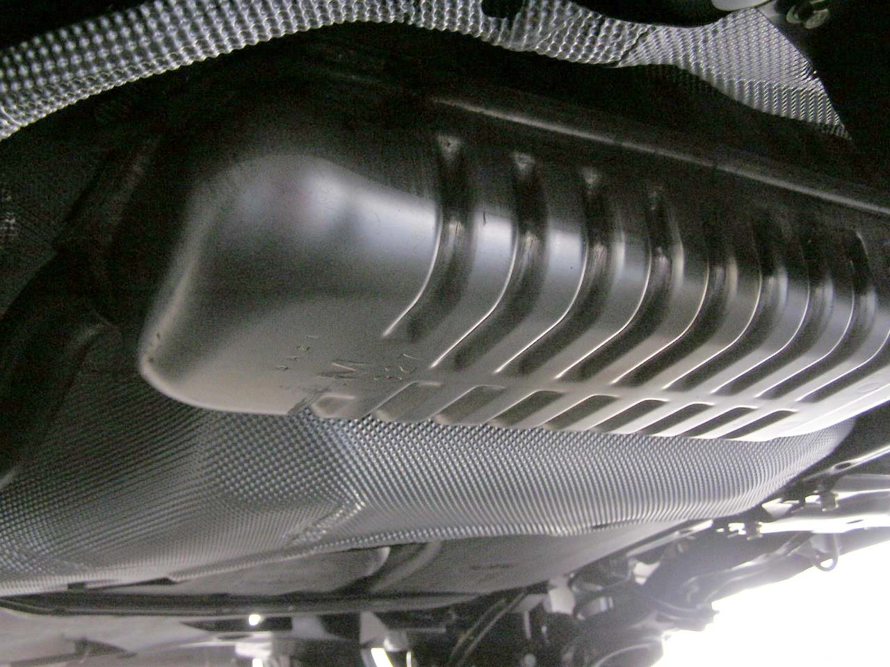 Mazda_3_underside 006.jpg