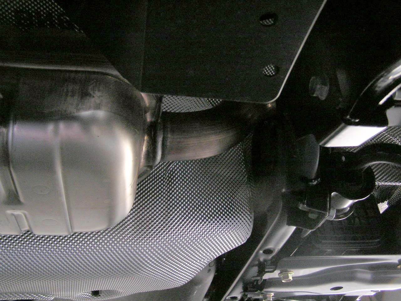 Mazda_3_underside 007.jpg