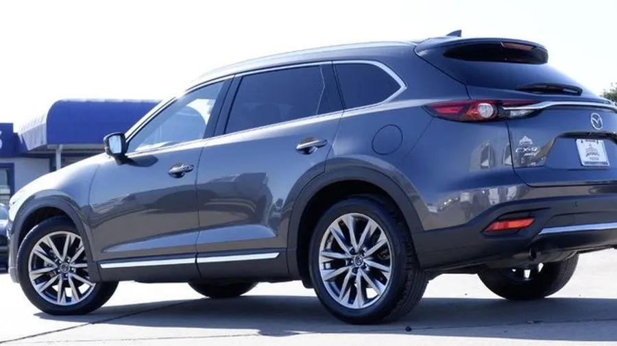 Mazda_CX-9_F.jpg