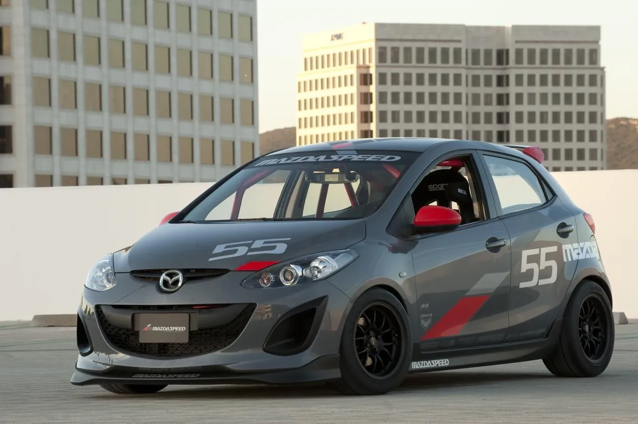 mazdasema2010015.jpg