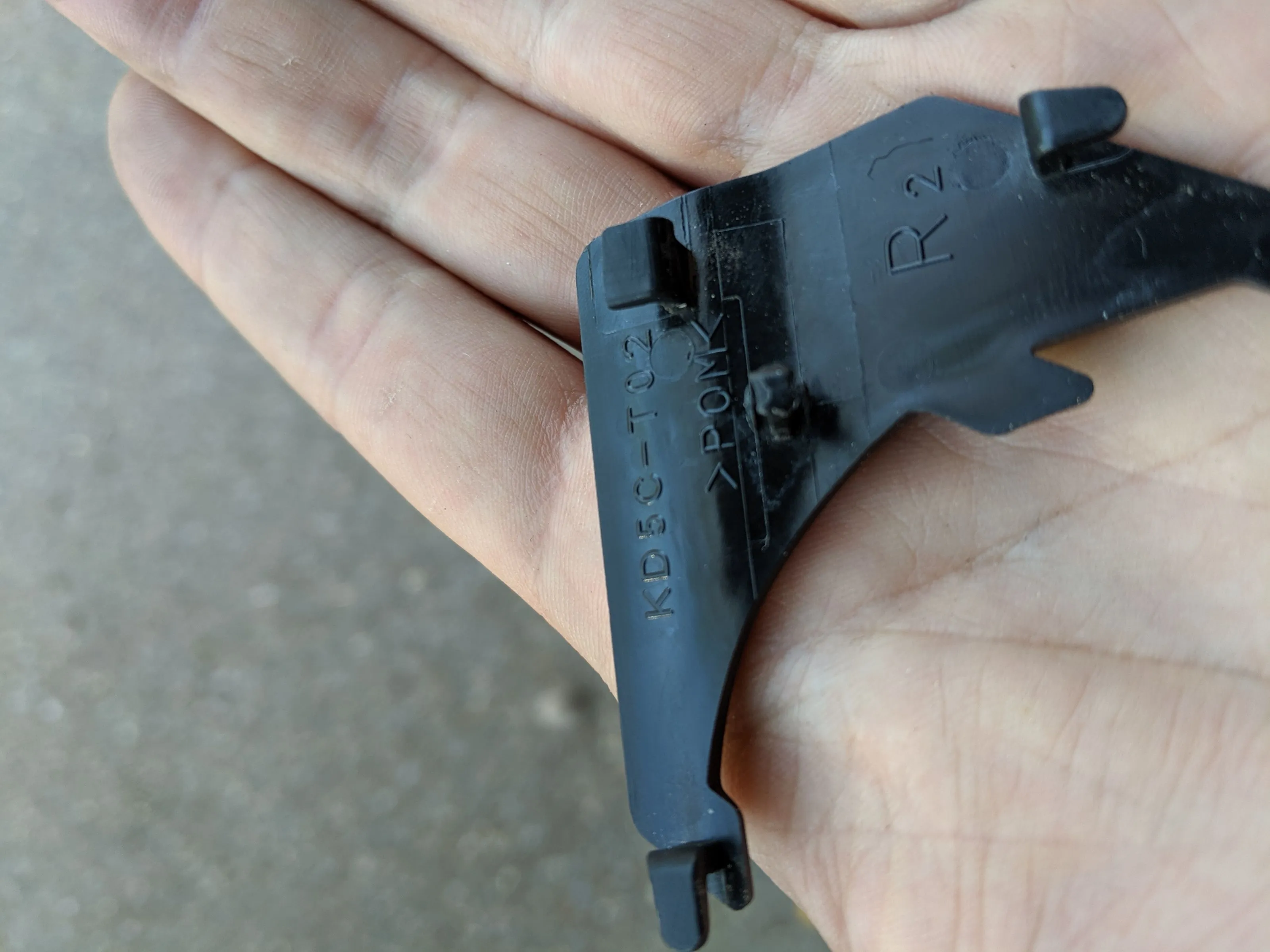 mazdawindowclip.jpg