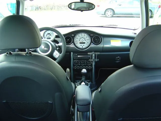 Mini Cooper S 012.webp