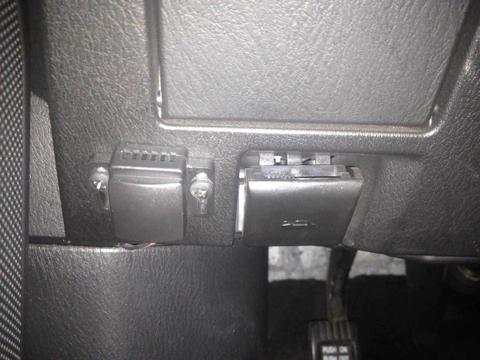 mystery module in mazda.JPG