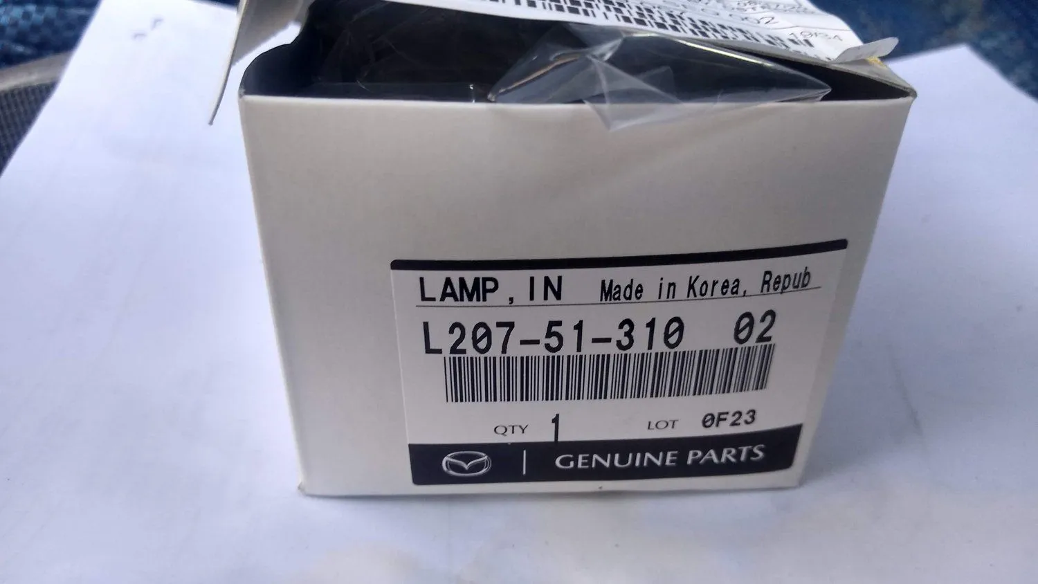 NEW lift gate light2 part num2.jpg