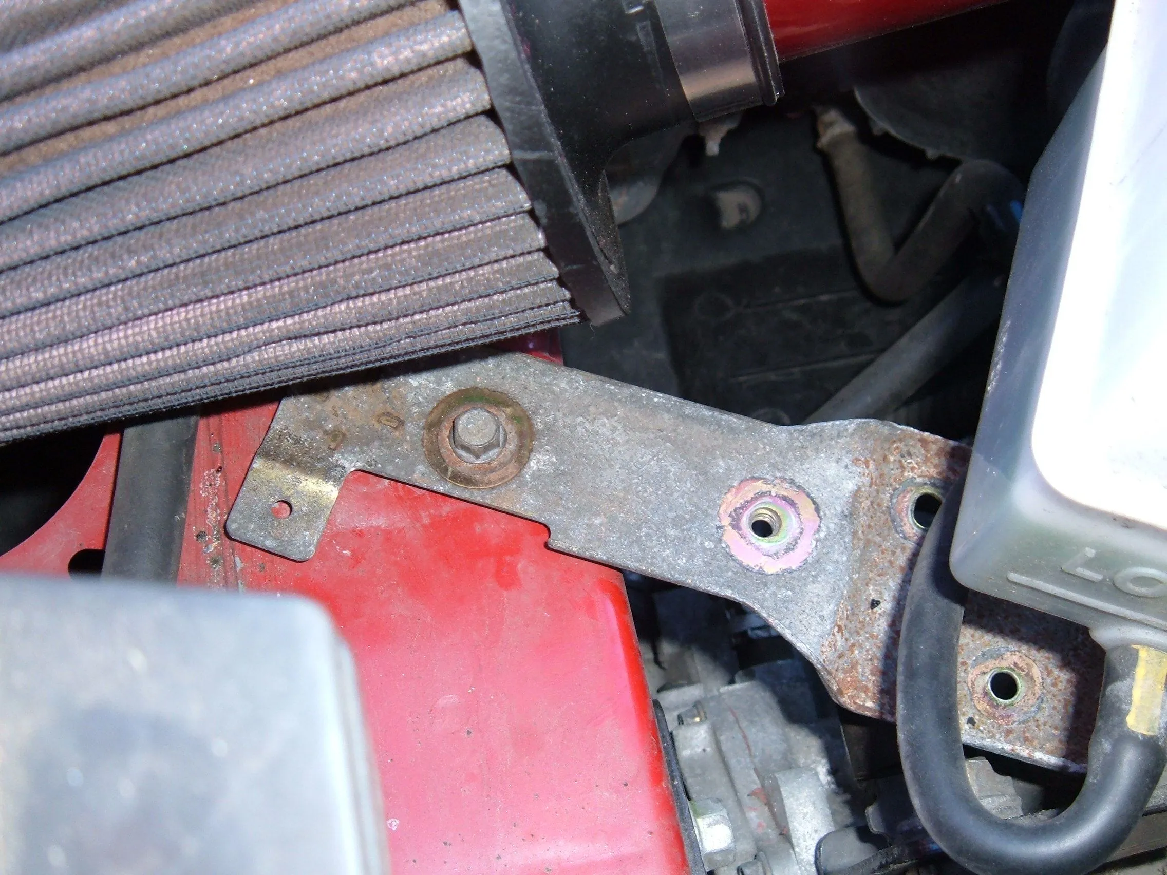 P5 Coolant Bracket (1).jpg