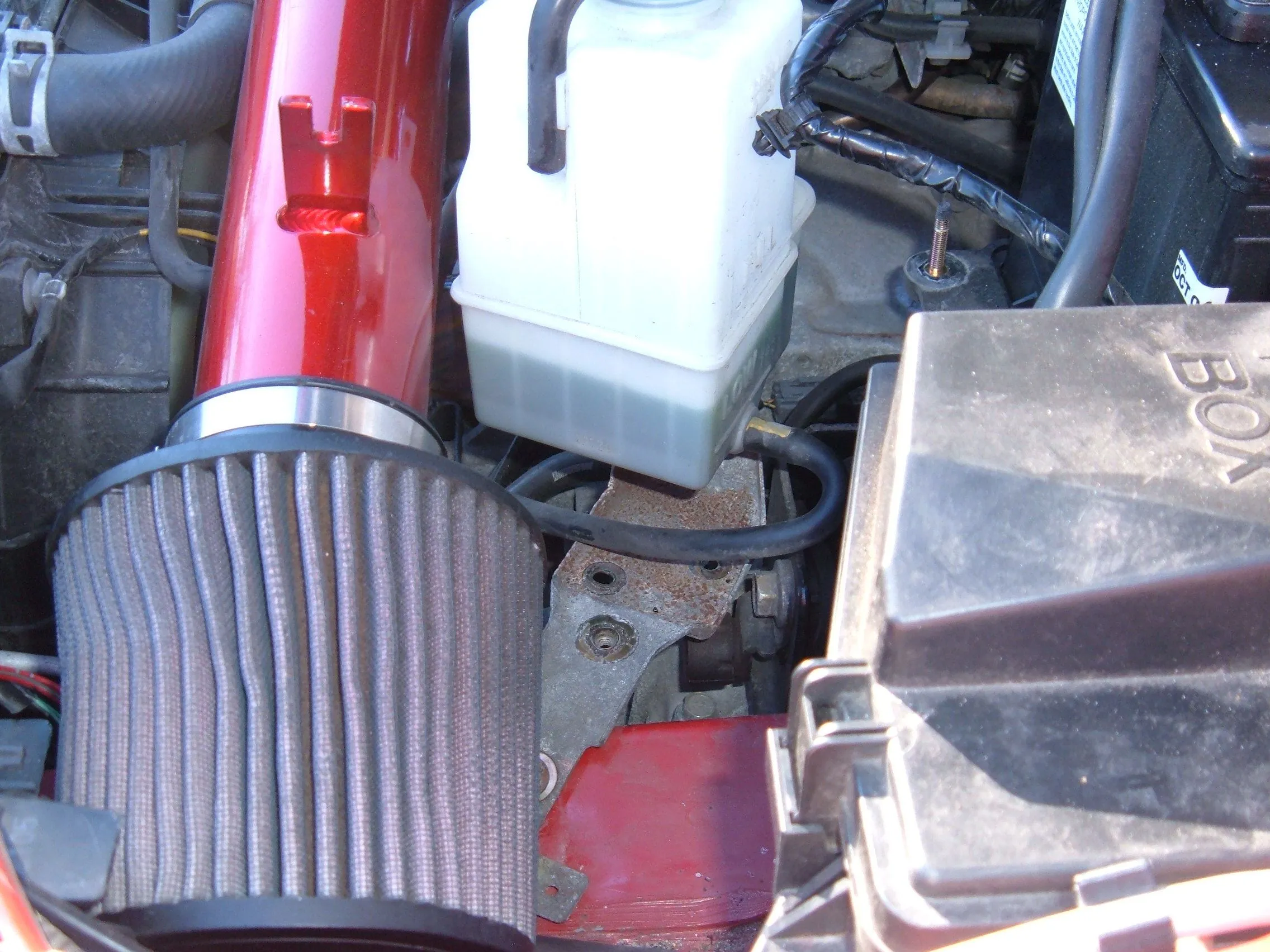 P5 Coolant Bracket.jpg