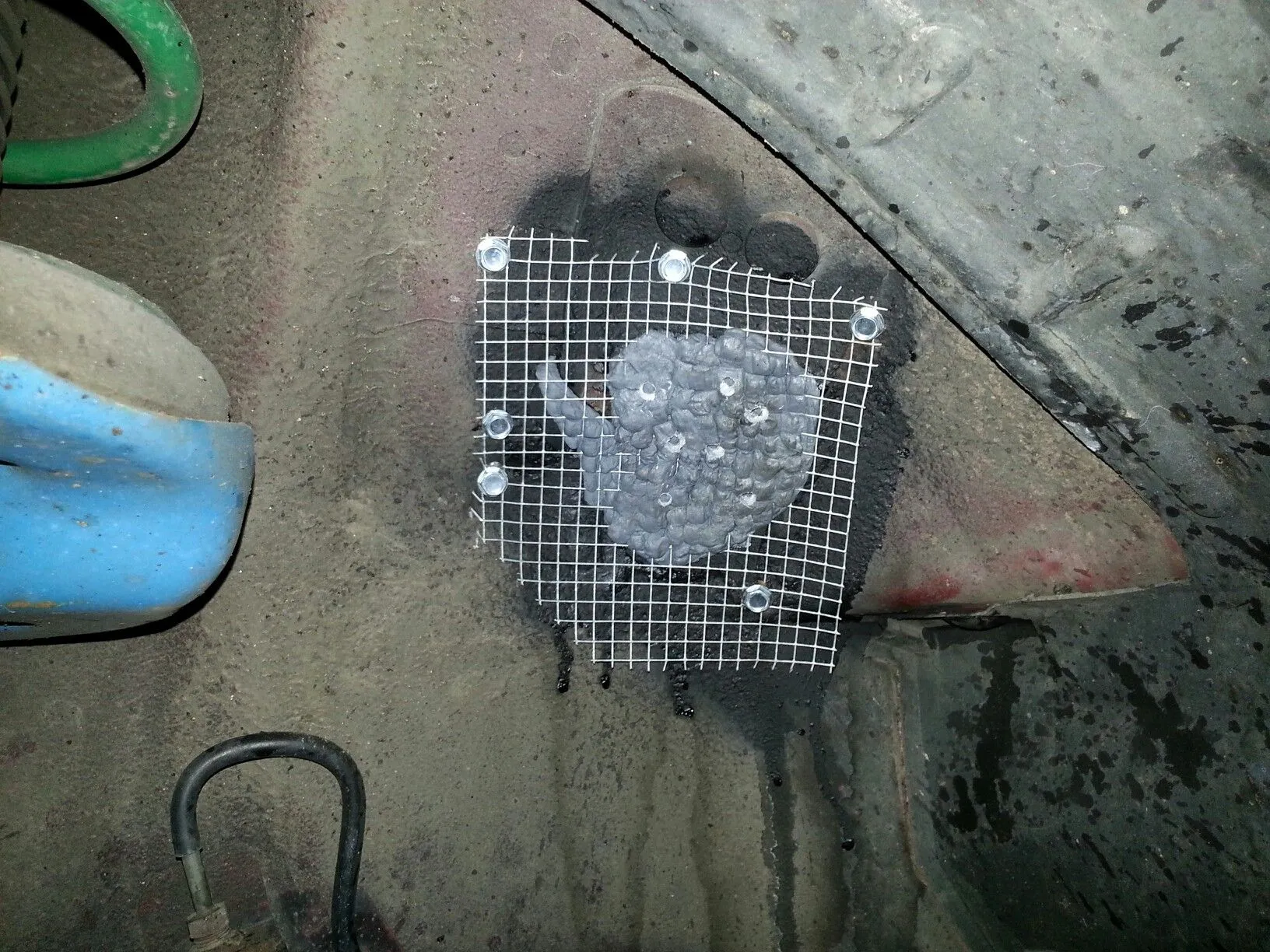 P5 - Strut Tower Wheel Well.jpeg