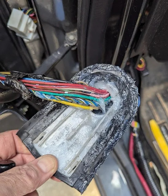 packed with silicone paste.webp