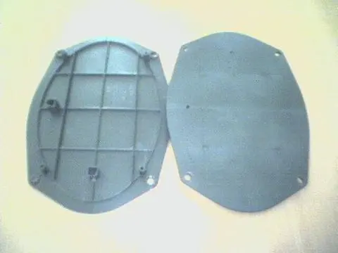 Plastic plates.jpg