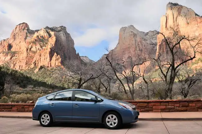 Prius in zion.JPG