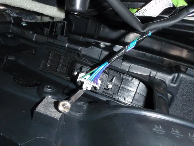 releaseWindowSwitchConnector.jpg