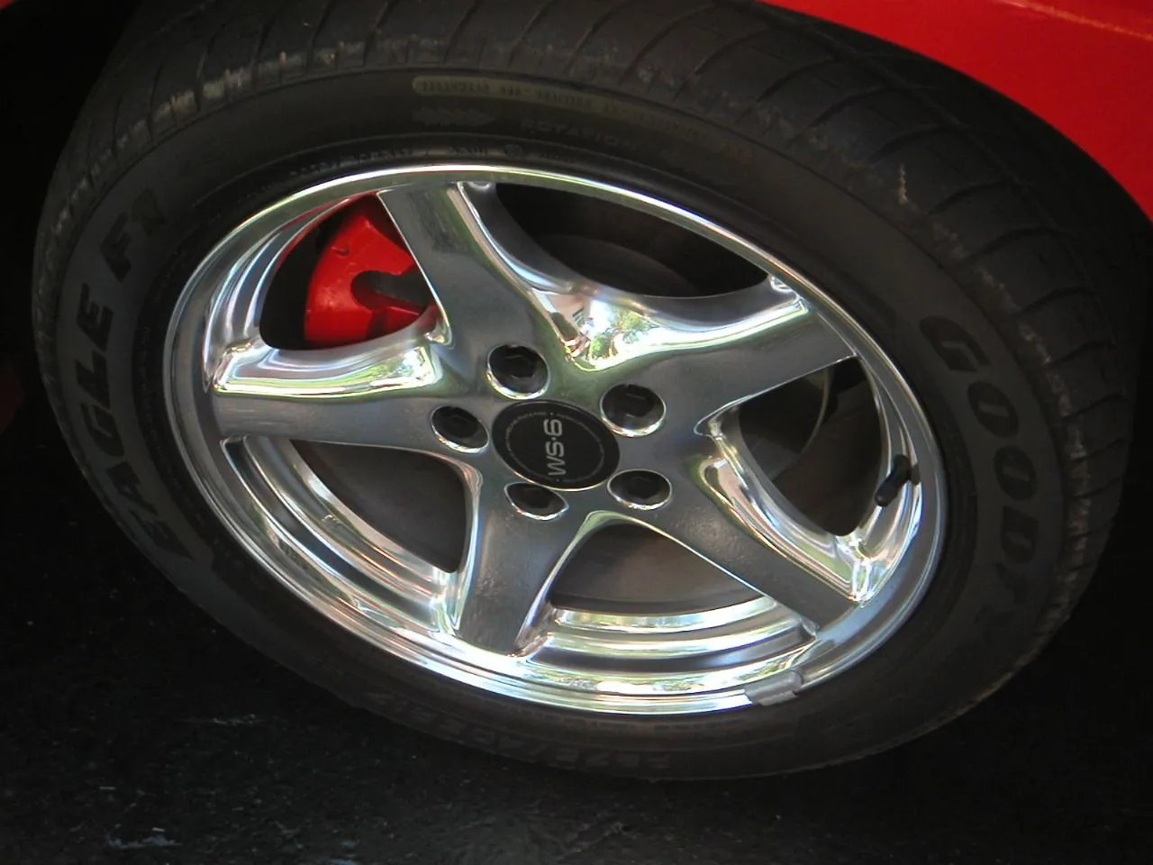Right Front Wheel.jpg
