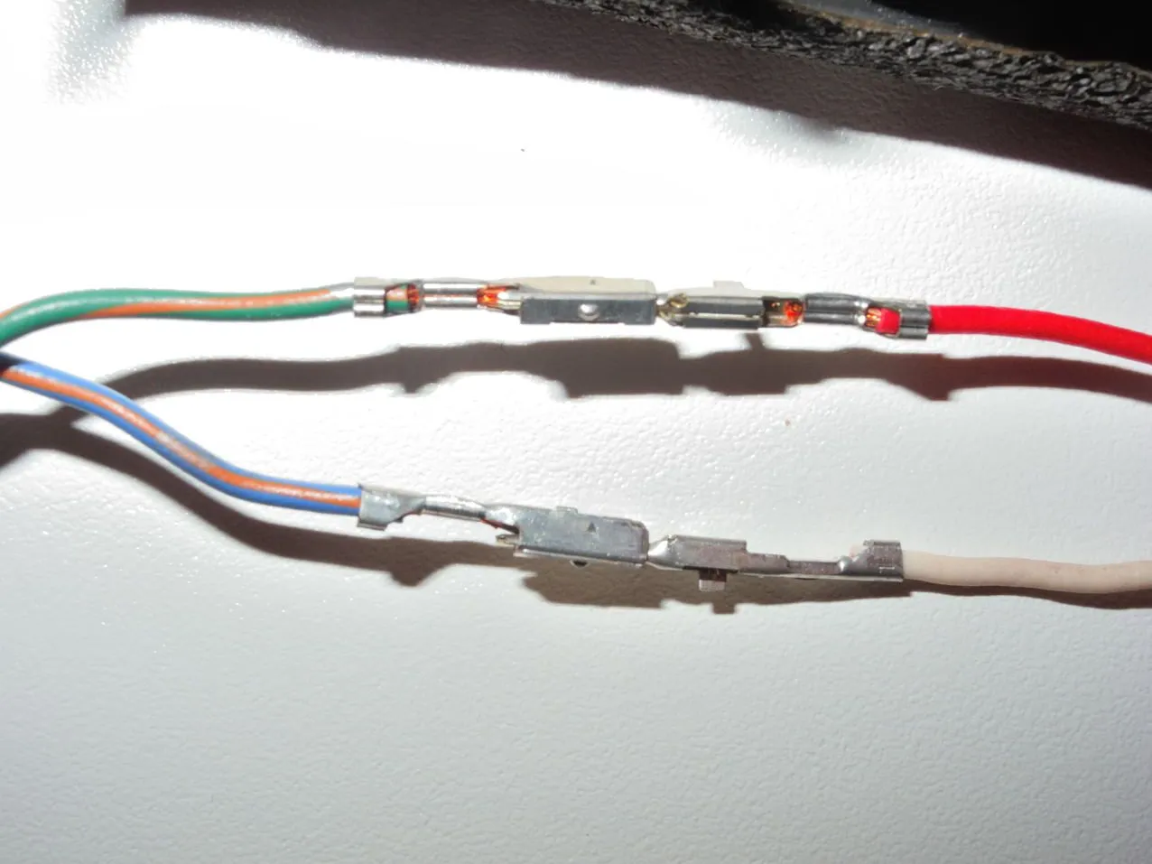 right tweeter pins.webp