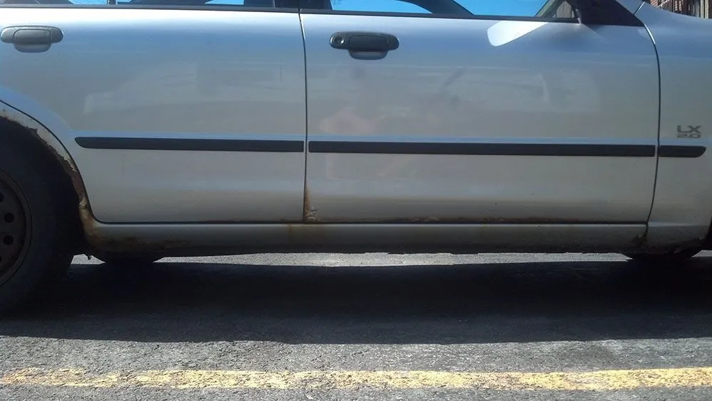 rocker panel passenger side.jpg