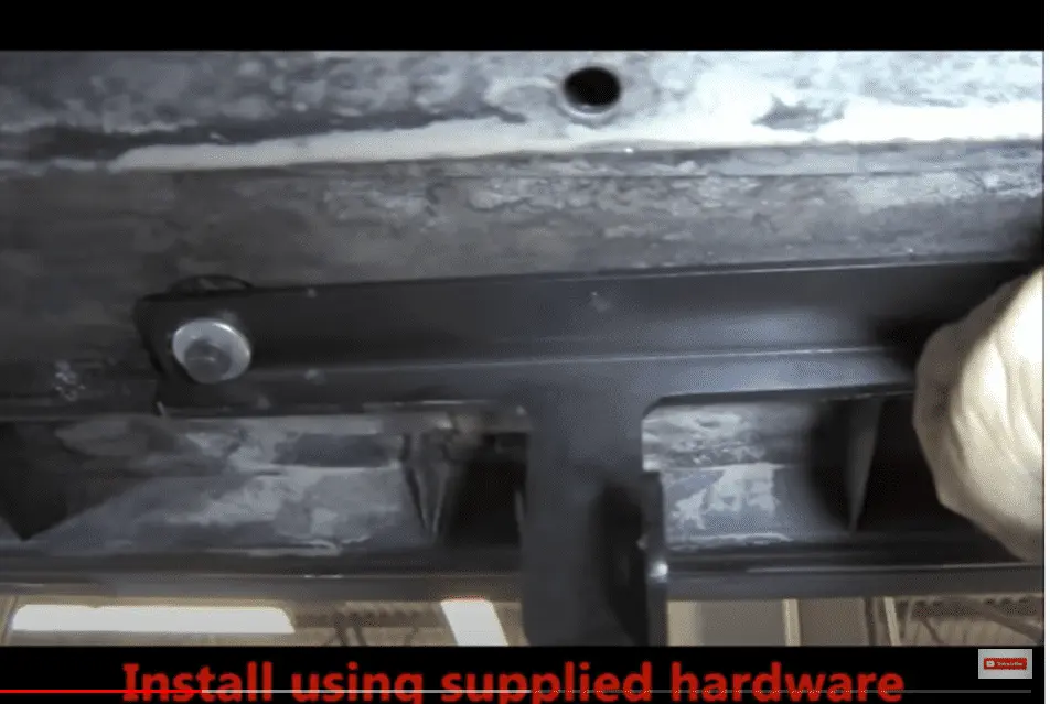 Romik front t-bracket.png