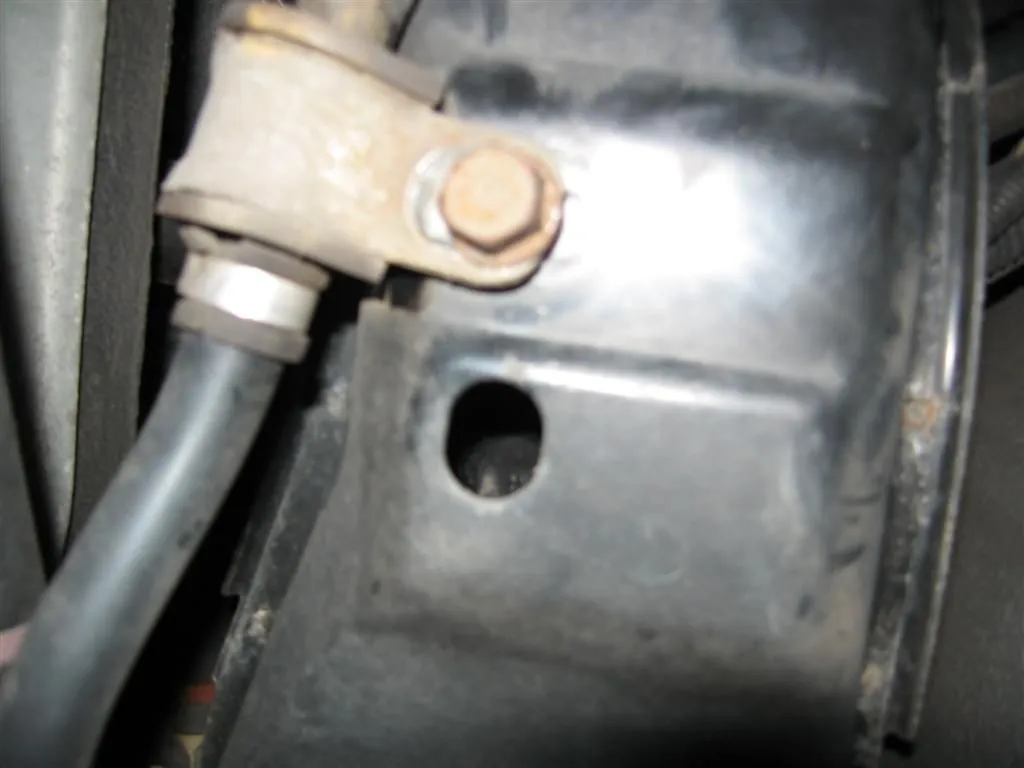 swaybar bushing 001 (Large).jpg
