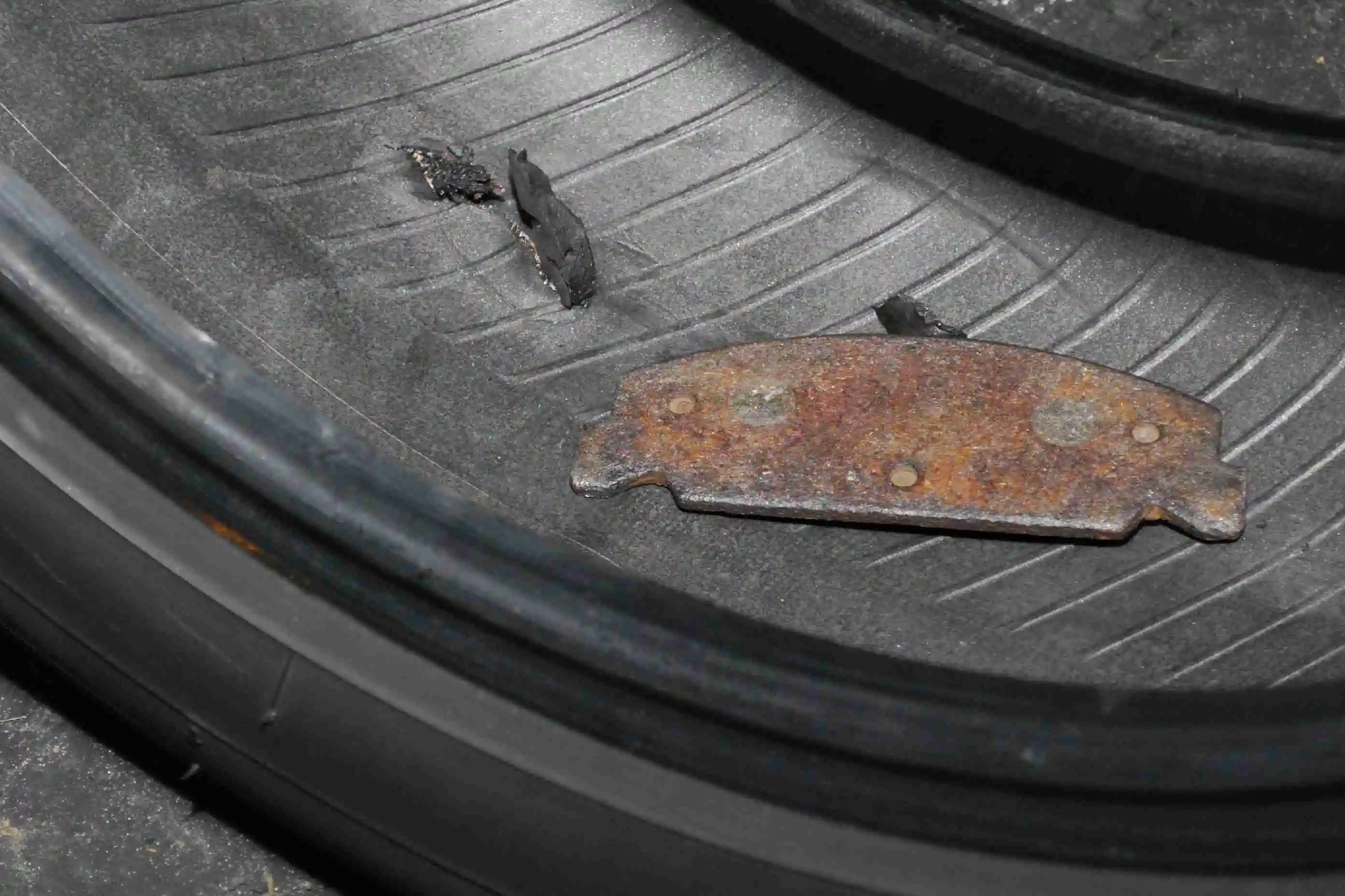 tire_001.jpg