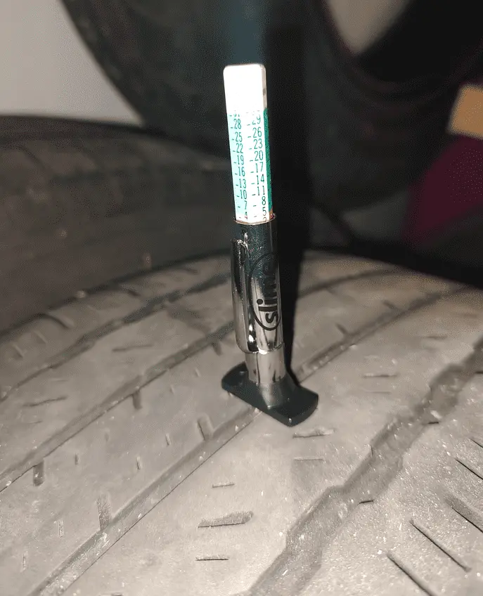 toyo 36 center tread.png