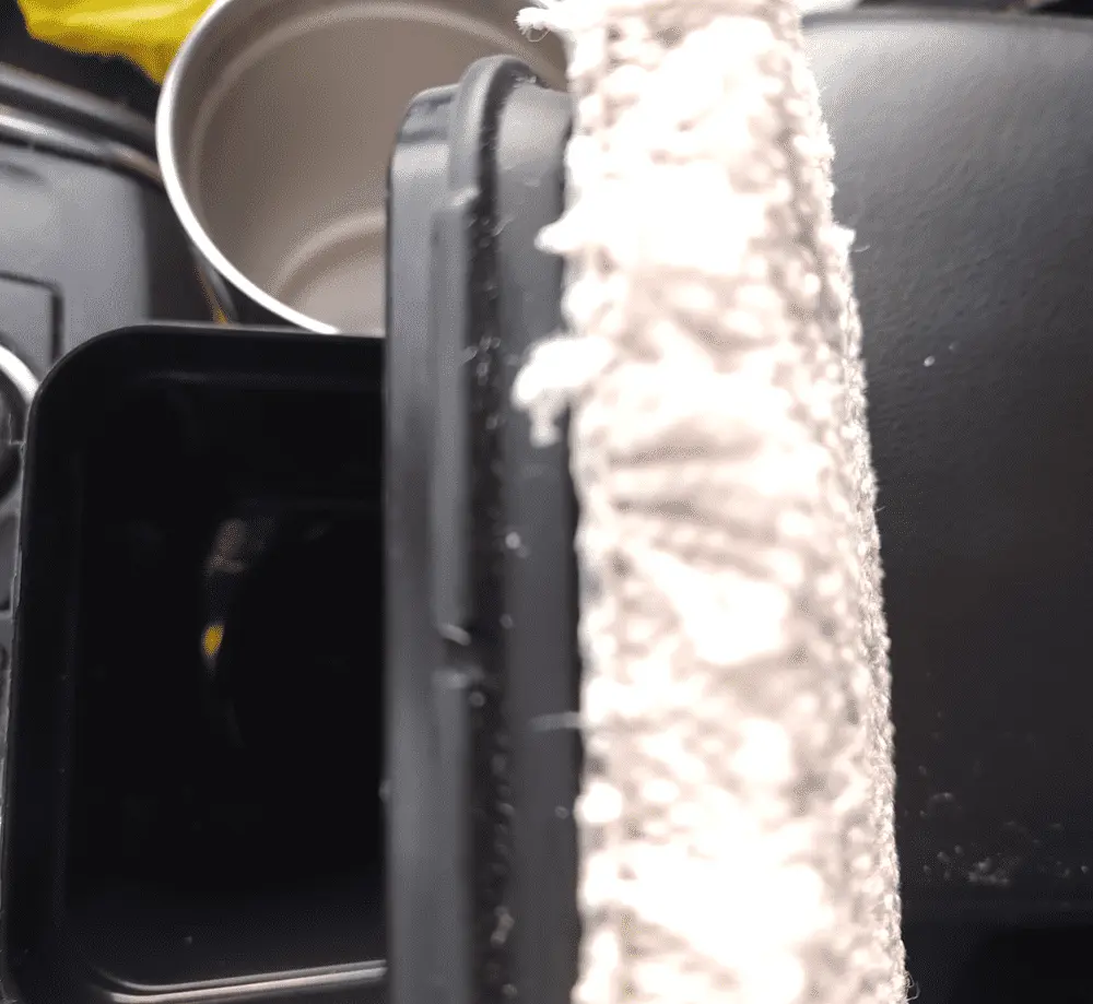 trash can still opens.png