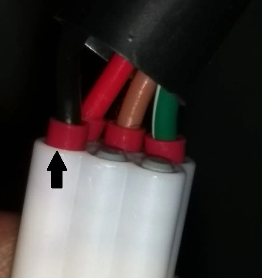Upperconector 2.jpg