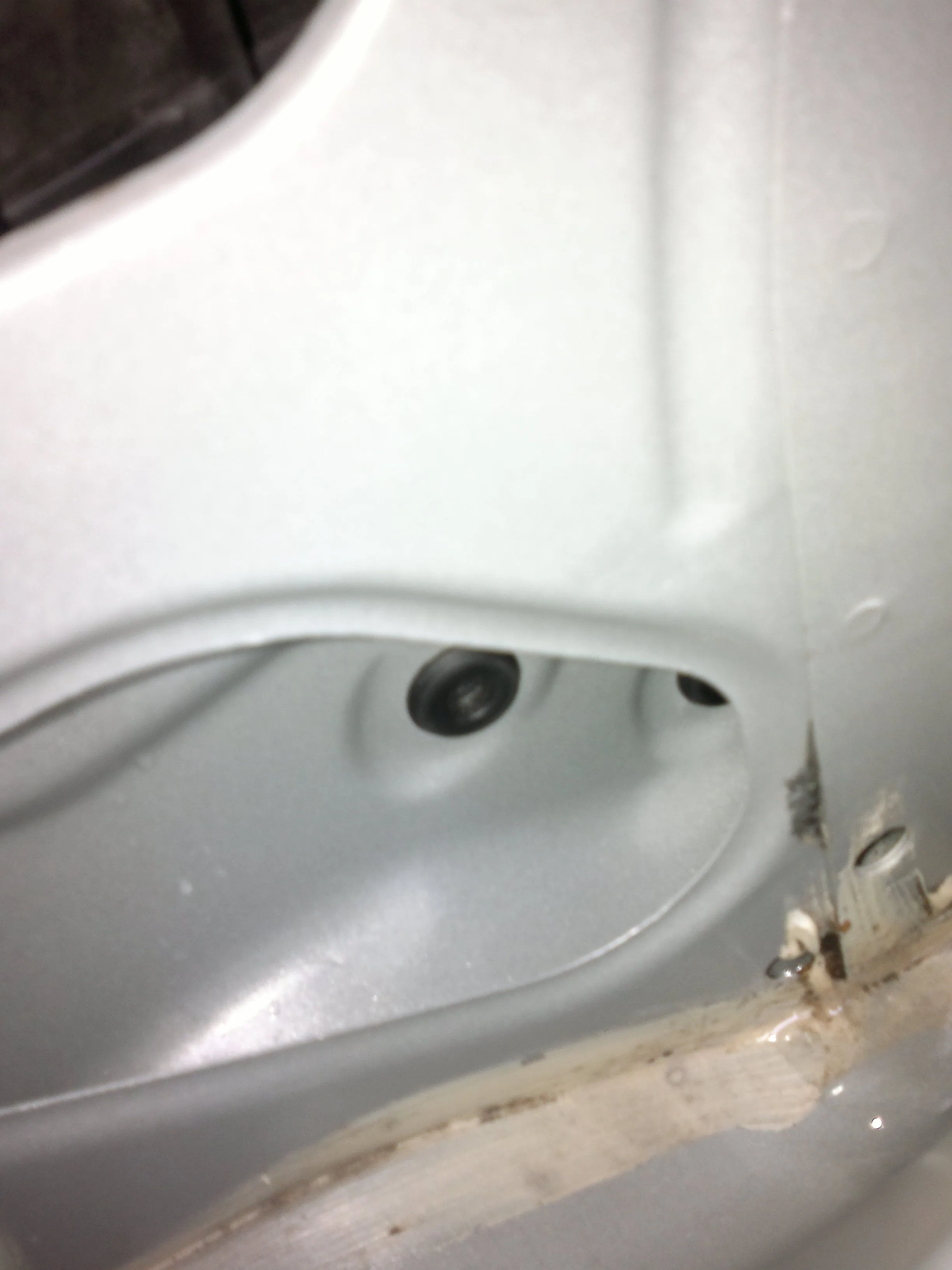 Water in Wheel Well.jpg