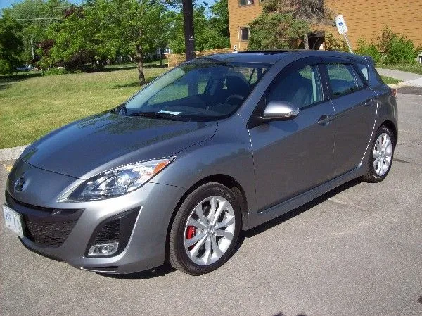 Web 2010 Mazda3 001.jpg