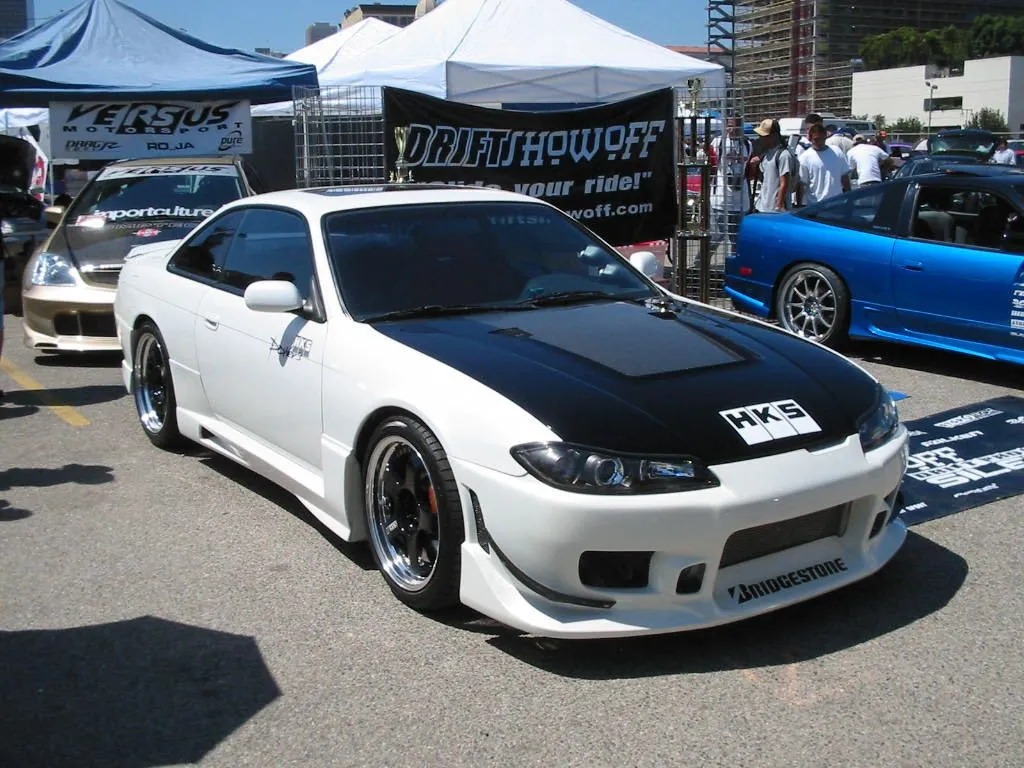 white s15.webp