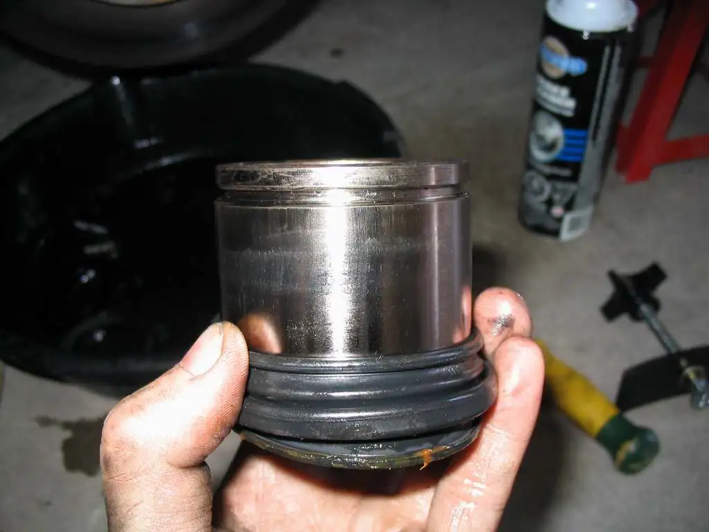19 Dust Seal Over Piston - Perfect Fit.webp