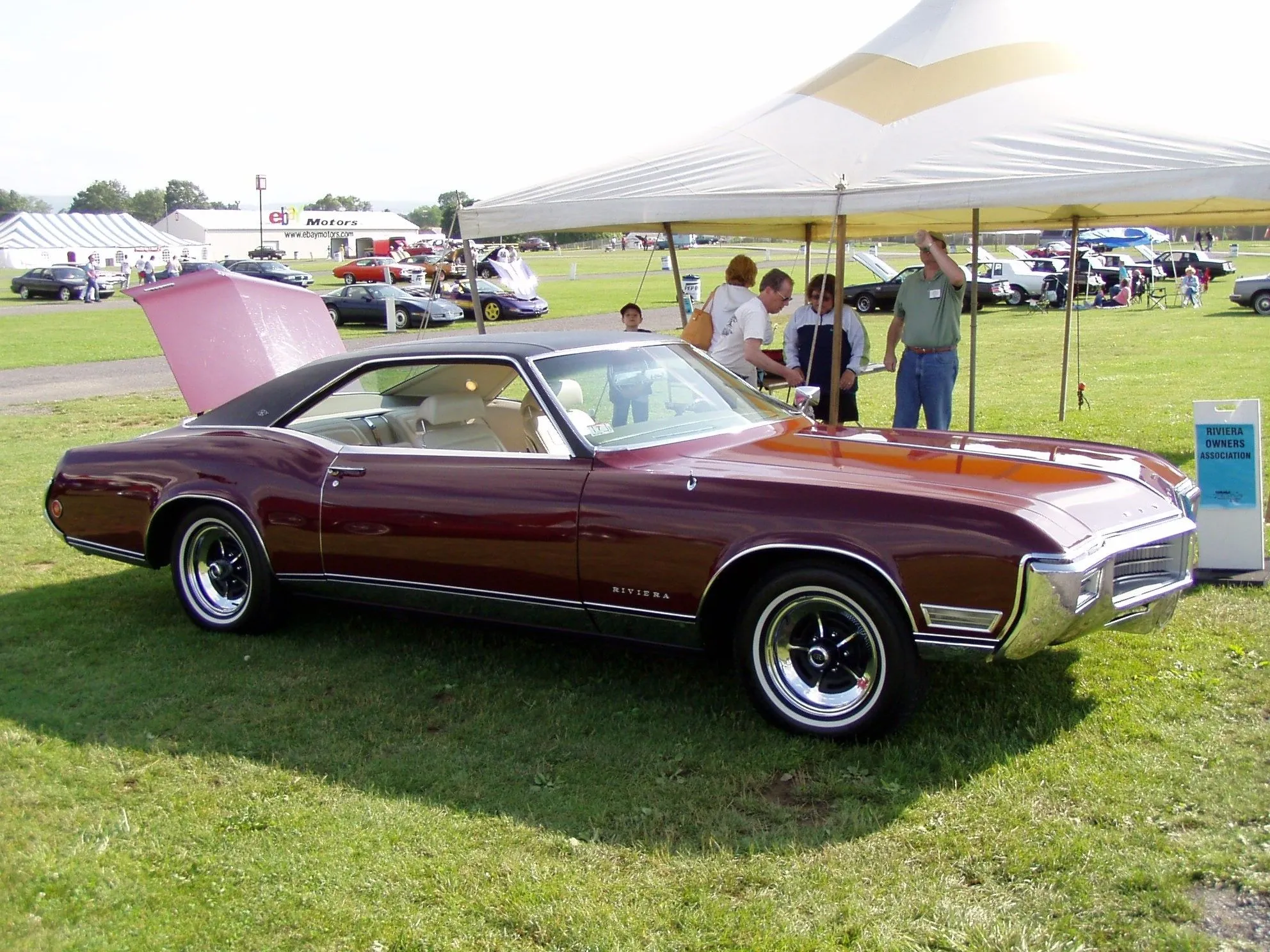 1969 Buick Riviera 7000 original miles.webp