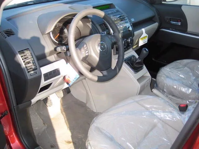 2008_mazda5_red_mica_touring_5mt.jpg