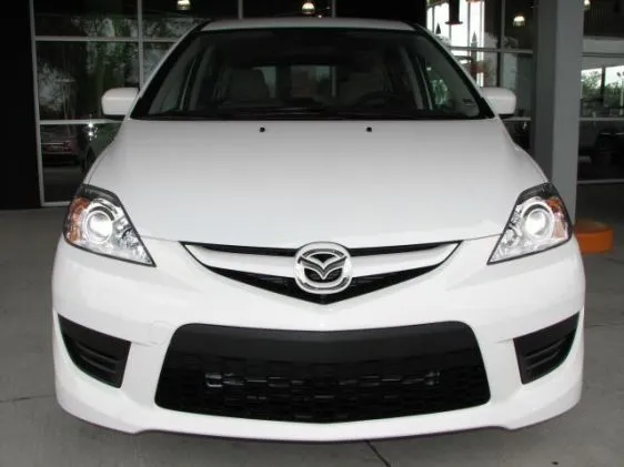2008_Mazda5_Sport_Pop_Package_White_3.JPG