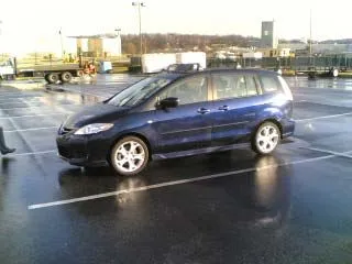 2008_mazda5_thule_deflector_march_2008_004.jpg