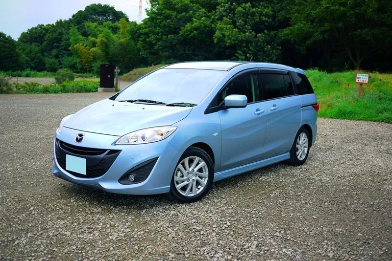 2011_Mazda_Premacy_Japan_Light_Blue.jpg