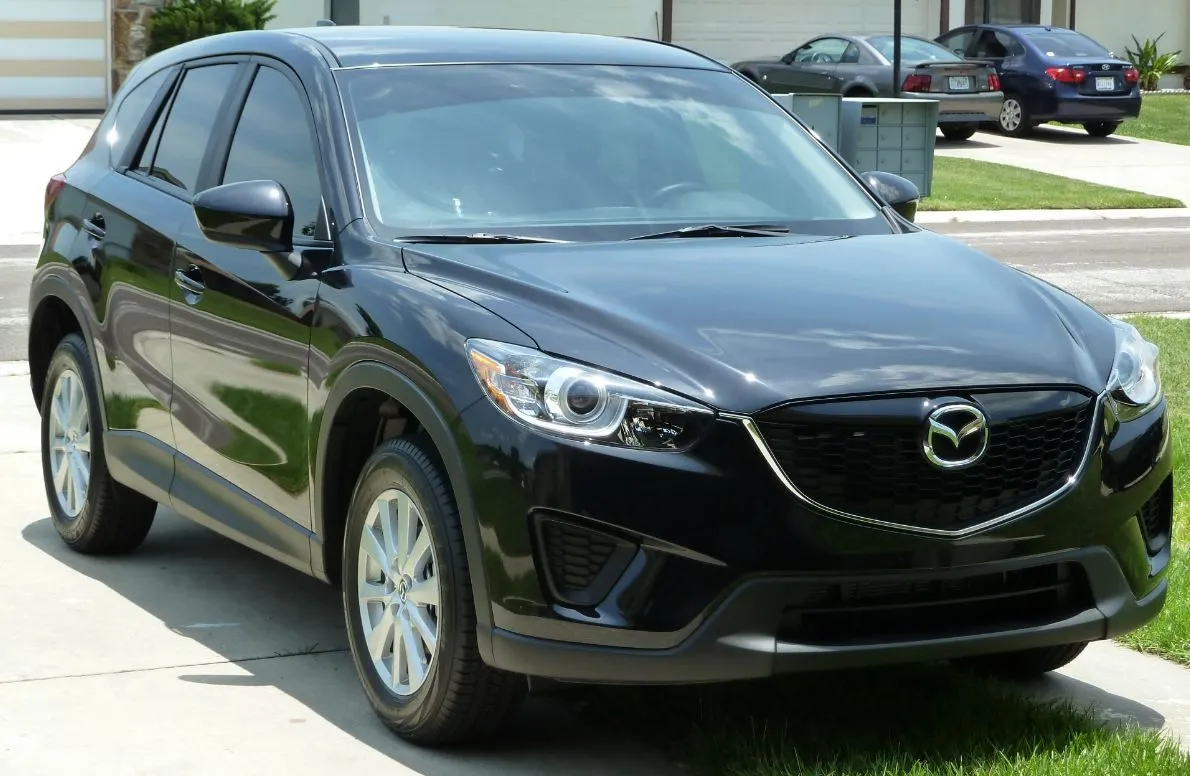 2013 Mazda CX-5sm.JPG