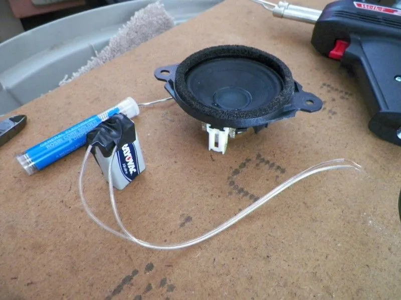 2013 speaker install 008.jpg