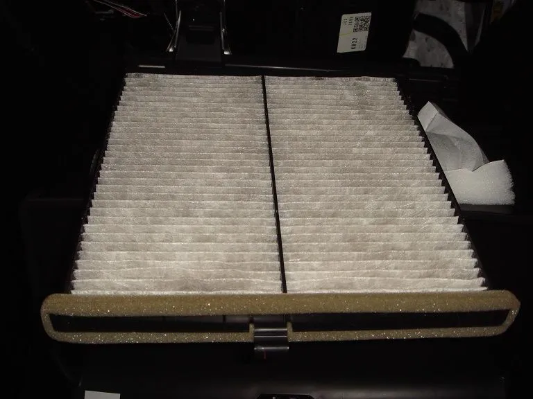 2016.5 Mazda CX-5 New Cabin Filter_02.jpg
