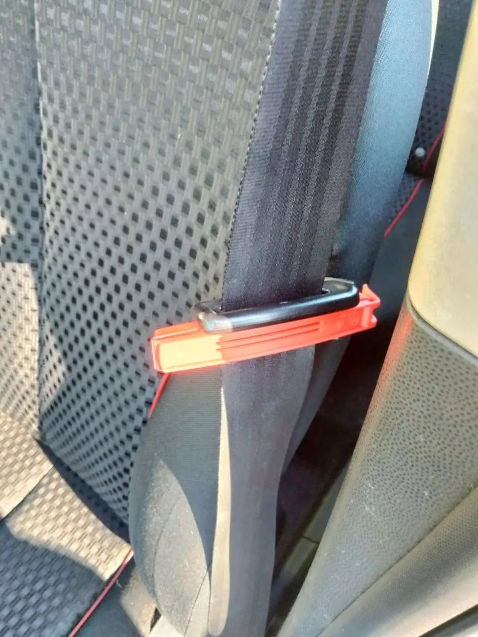 2beltclip.jpg