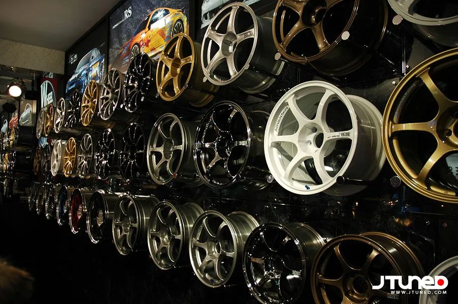 Advan Display 16.jpg