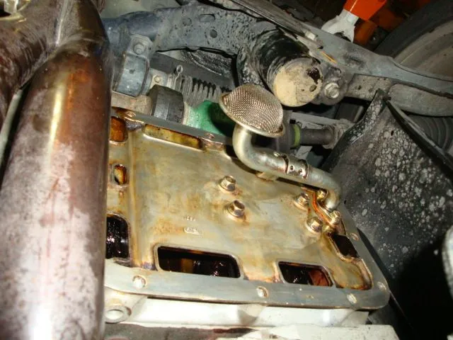 after installing the Oil pick up tube.jpg