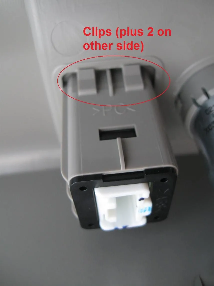 Back of Aux In Jack.jpg