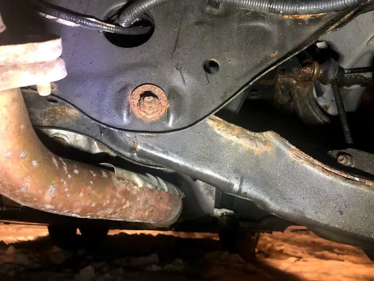 Center Right rear suspension pic.jpg